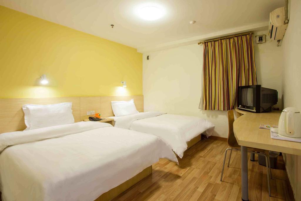 7Days Inn Foshan Zumiao Baihua Plaza Szoba fotó